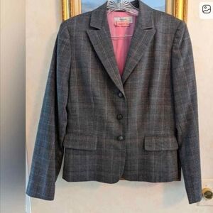 Tahari Charcoal Plaid Women's Blazer And Skirt Suit Size 6